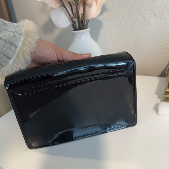 Jimmy Choo Parfums Black Patent Chain Evening CrossbodyBag Gold Chain Elegant - Picture 2 of 5